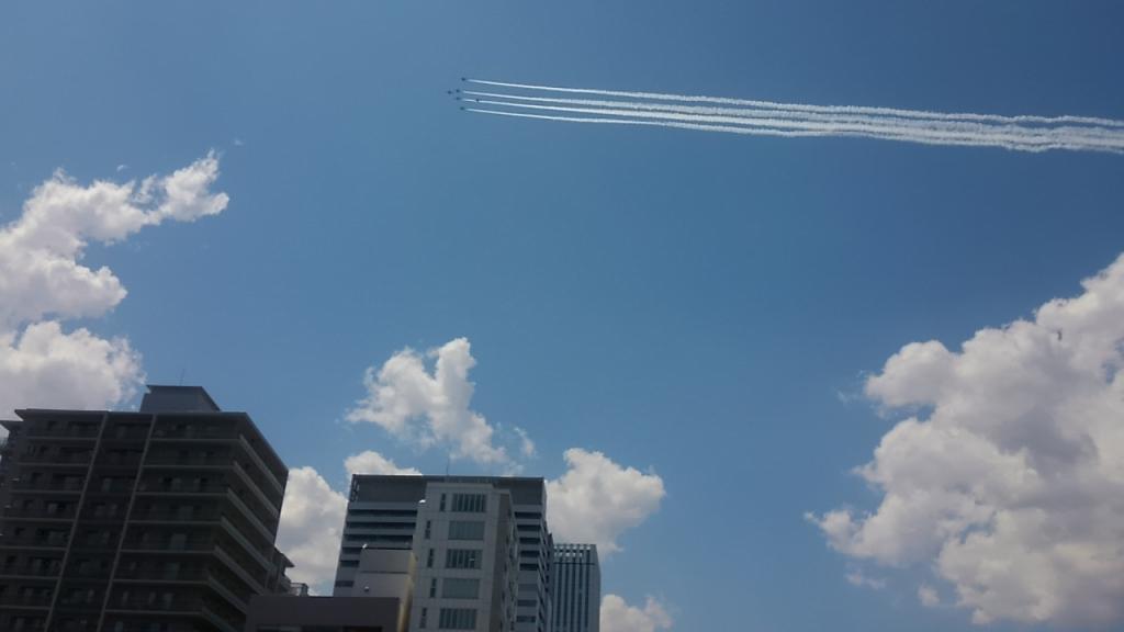 그리고 다시 비행 Blue Impulse over the Ginza on May 29th, 2020